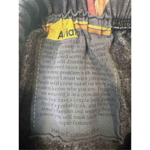 Aviator Nation Repeating Lighting Bolt Design, size small - Picture 7 of 9